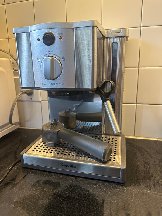 Breville ESP8XL Cafe Roma Stainless Espresso Maker,1.2 liters